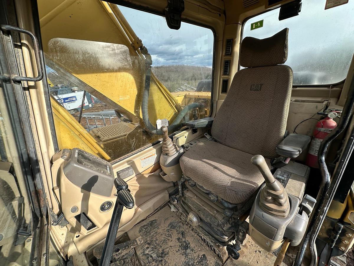 Used 1999 CATERPILLAR 320B L