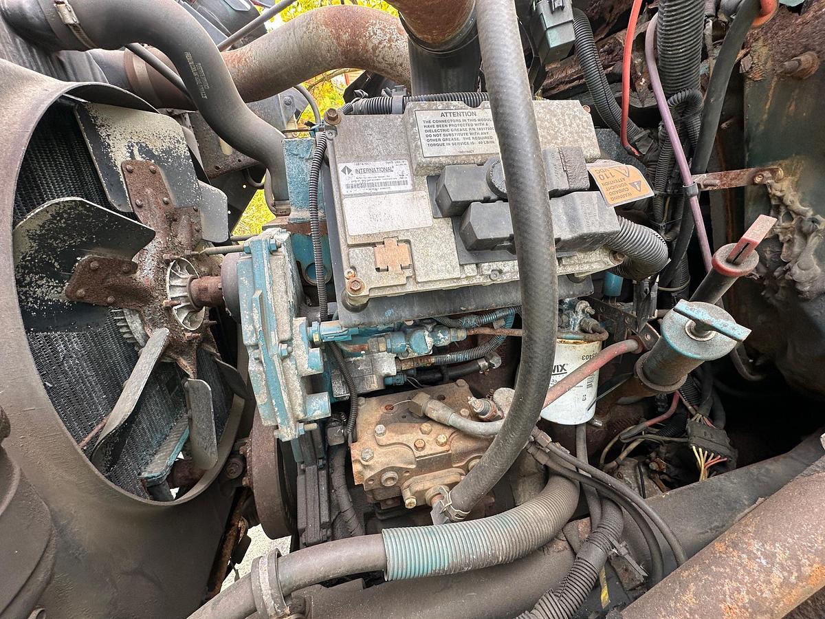 Used INTERNATIONAL 4800