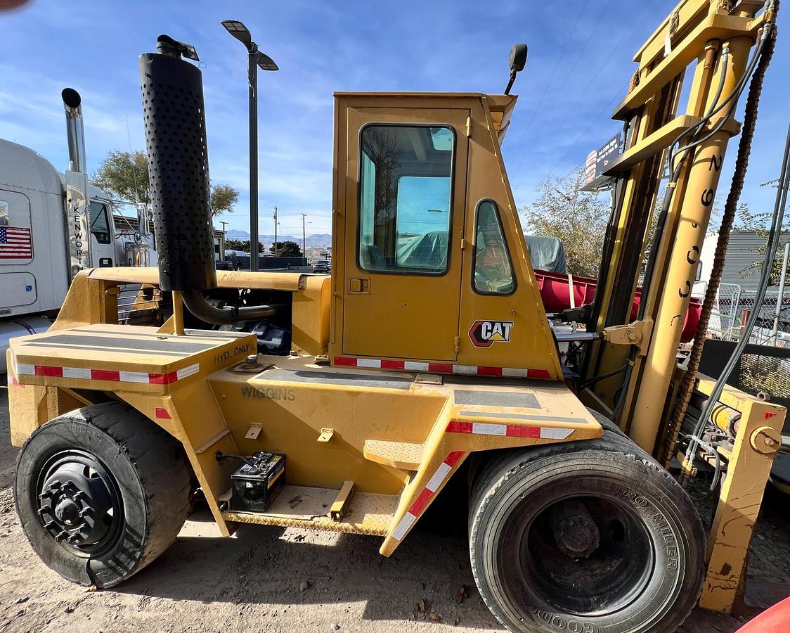 Used 1982 WIGGINS WD228y