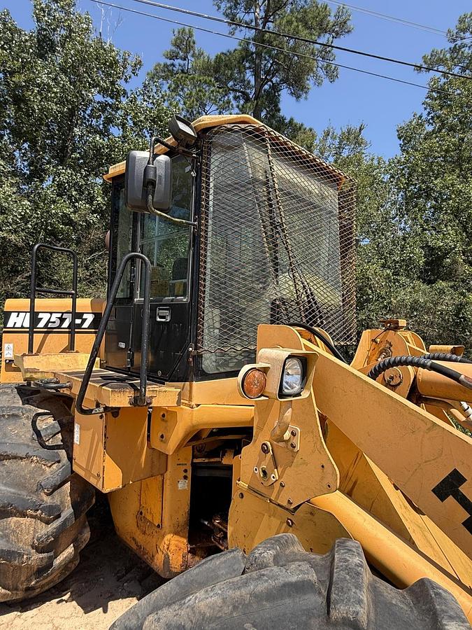 Used 2006 HYUNDAI HL757-7