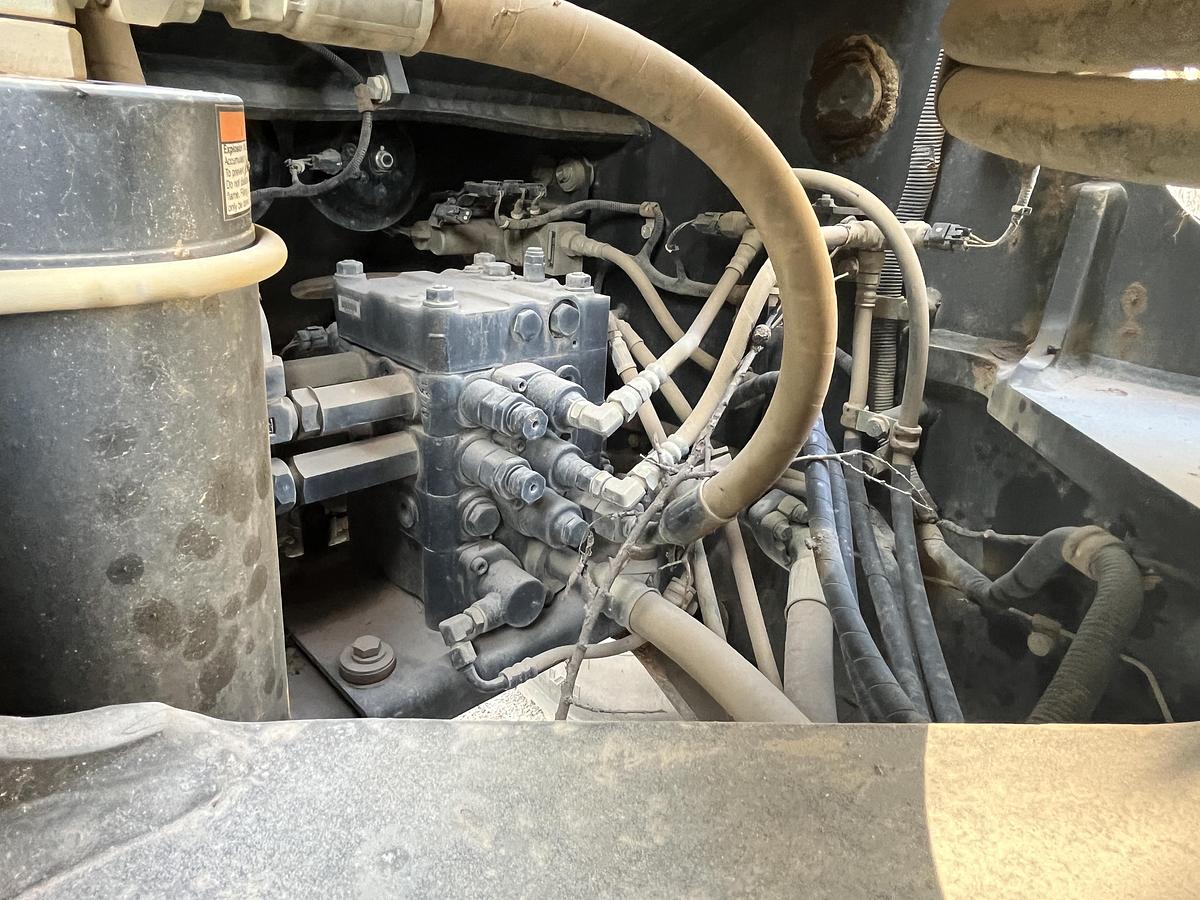 Used 2018 KOMATSU WA270-8