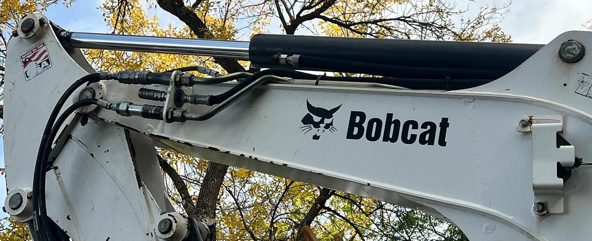 Used 2015 BOBCAT e42