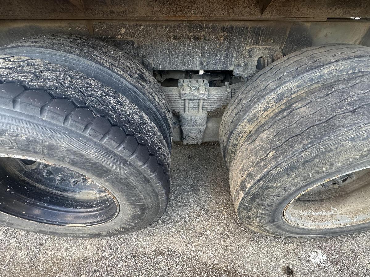 Used 2004 STERLING L7500