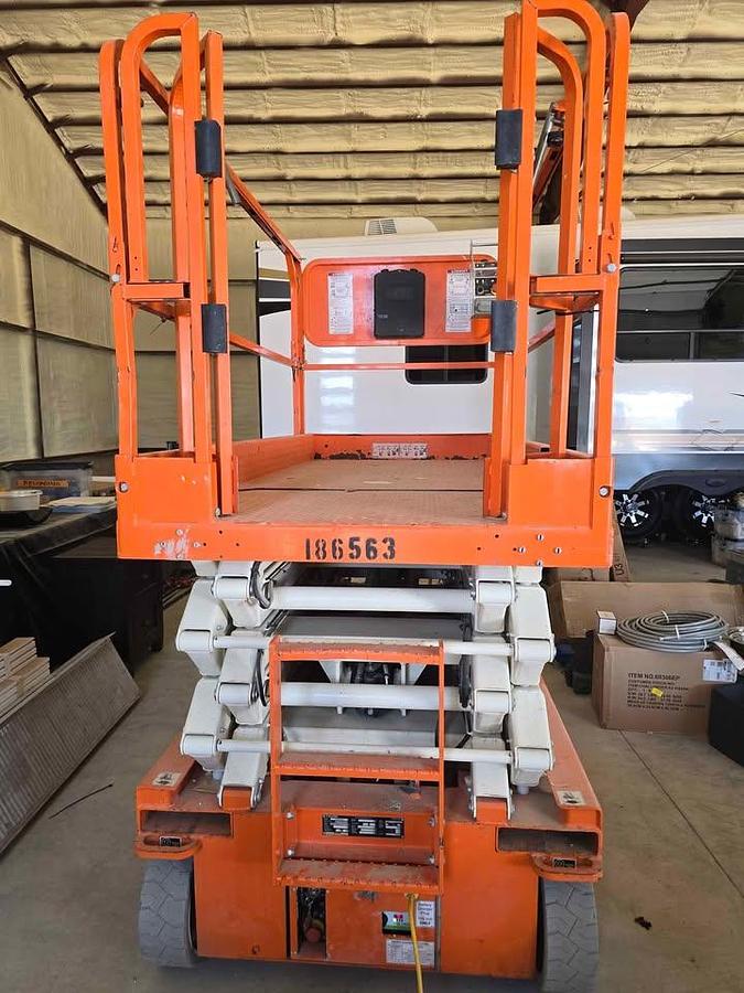 Used 2017 SNORKEL S4732E