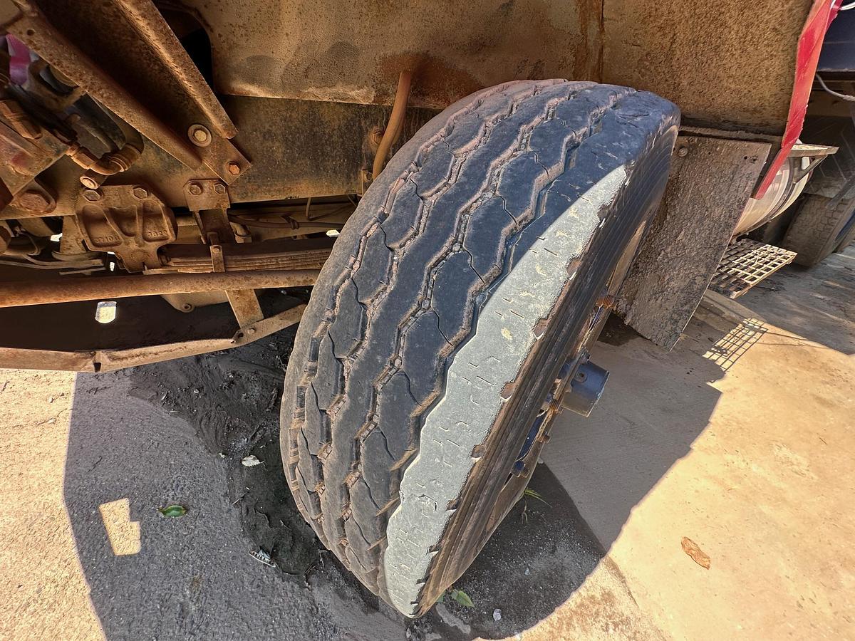 Used 1986 AUTOCAR DK64