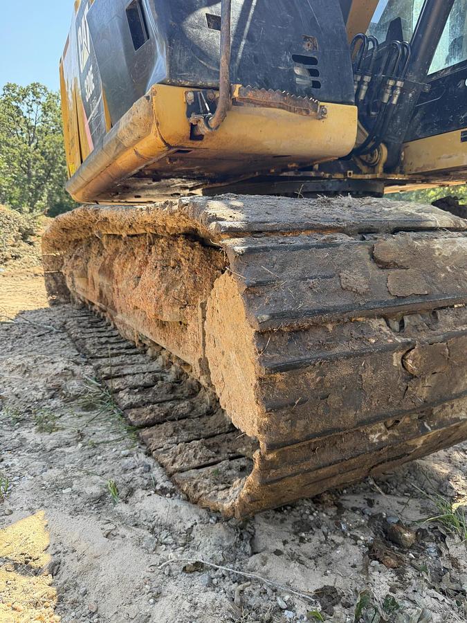 Used 2014 CATERPILLAR 320E LRR