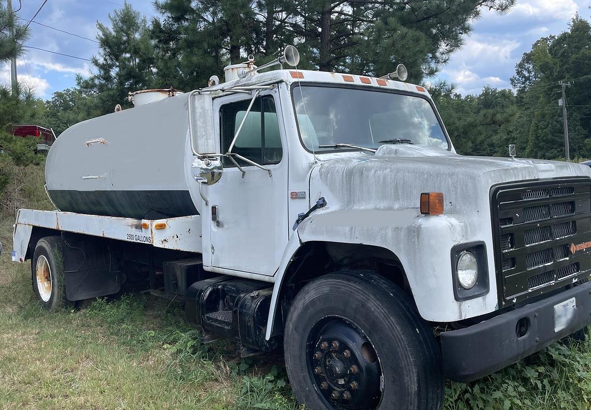 Used 1989 INTERNATIONAL S1900 Septic Pump Truck