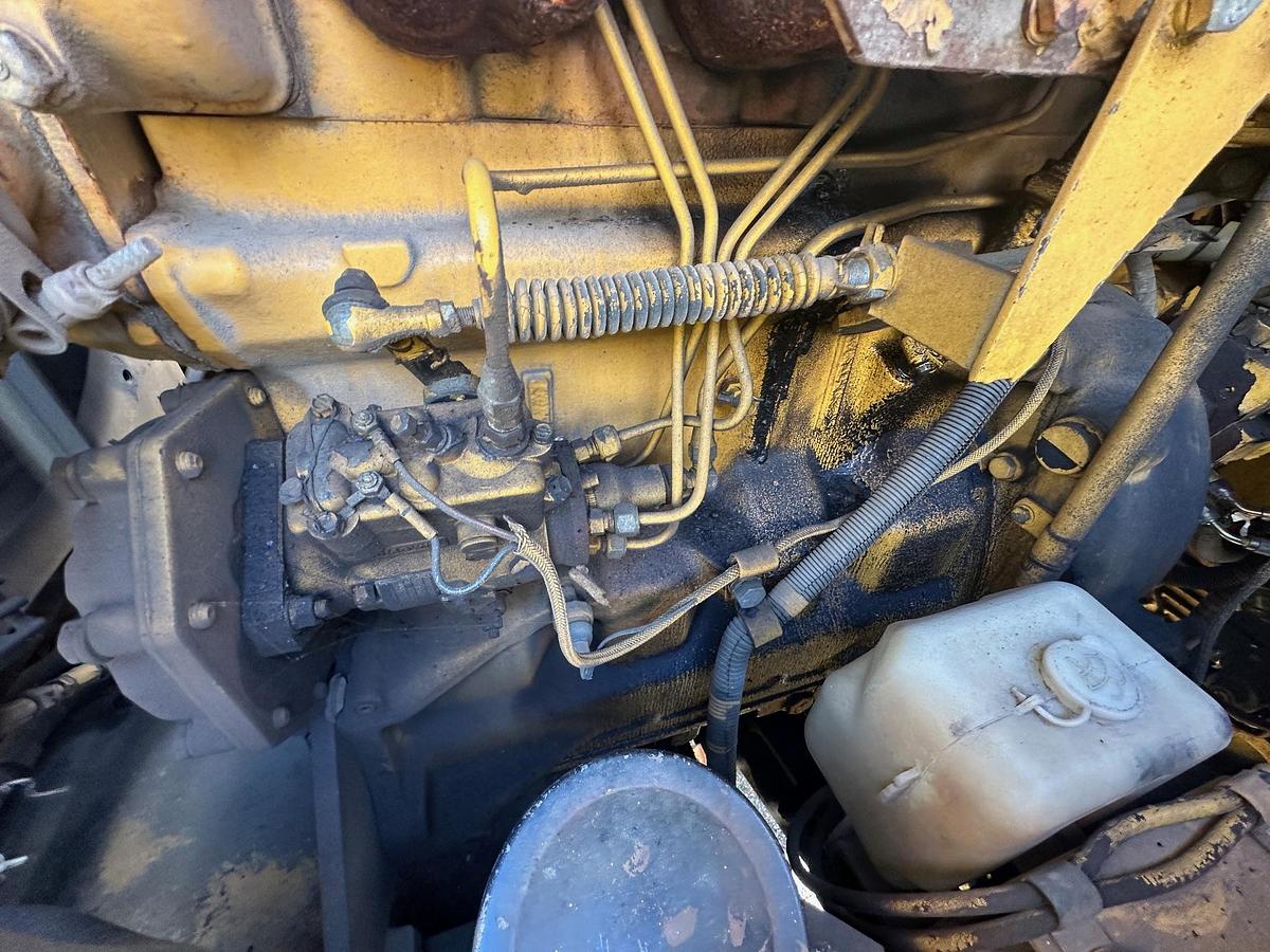 Used 1994 DEERE 444E