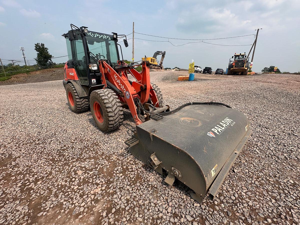 Used 2023 KUBOTA R640