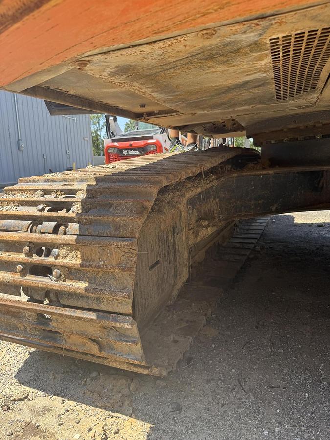 Used 2017 HITACHI ZX160LC-5N