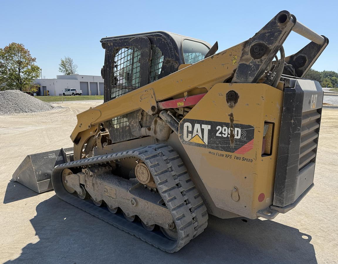 Used 2017 CATERPILLAR 299D2