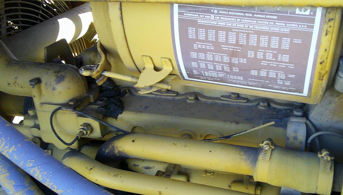 Used 1984 CATERPILLAR D4E