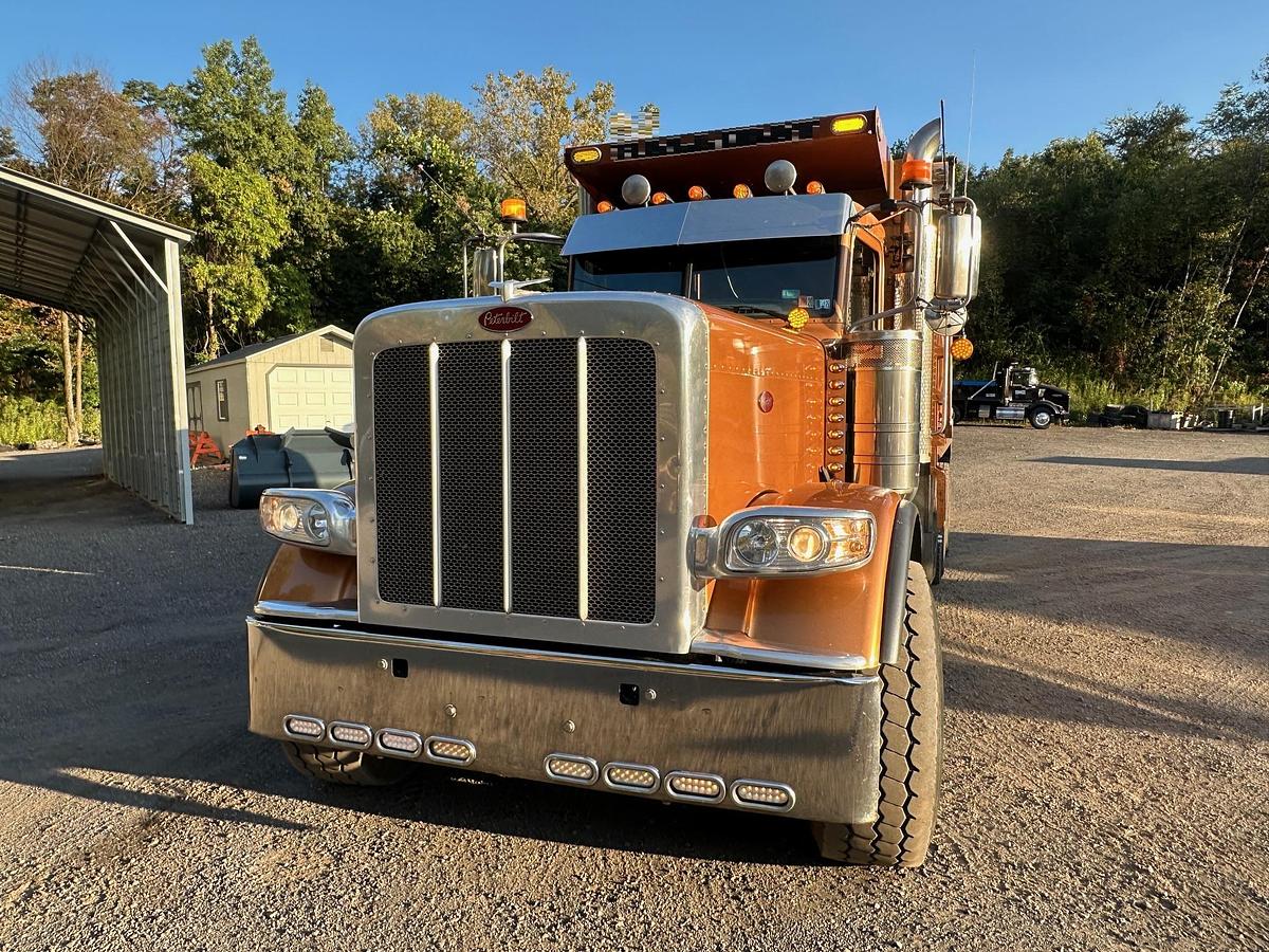 Used 2019 PETERBILT 389L