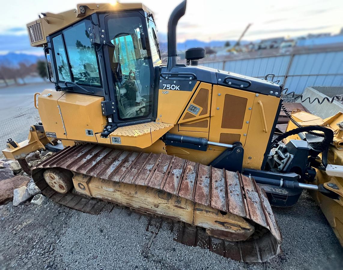 Used 2019 DEERE 750k LGP