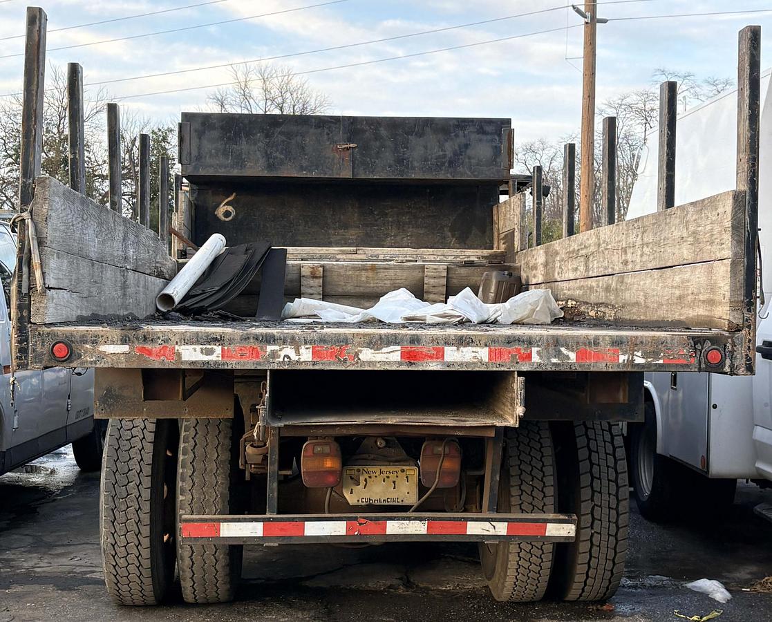 Used 1997 FORD CF8000