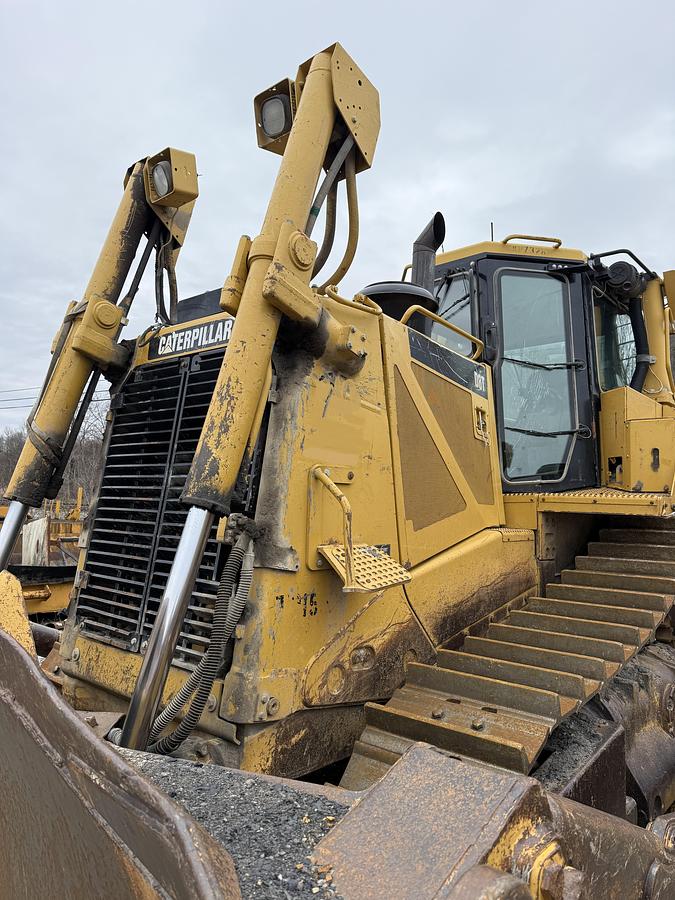 Used 2009 CATERPILLAR D8T