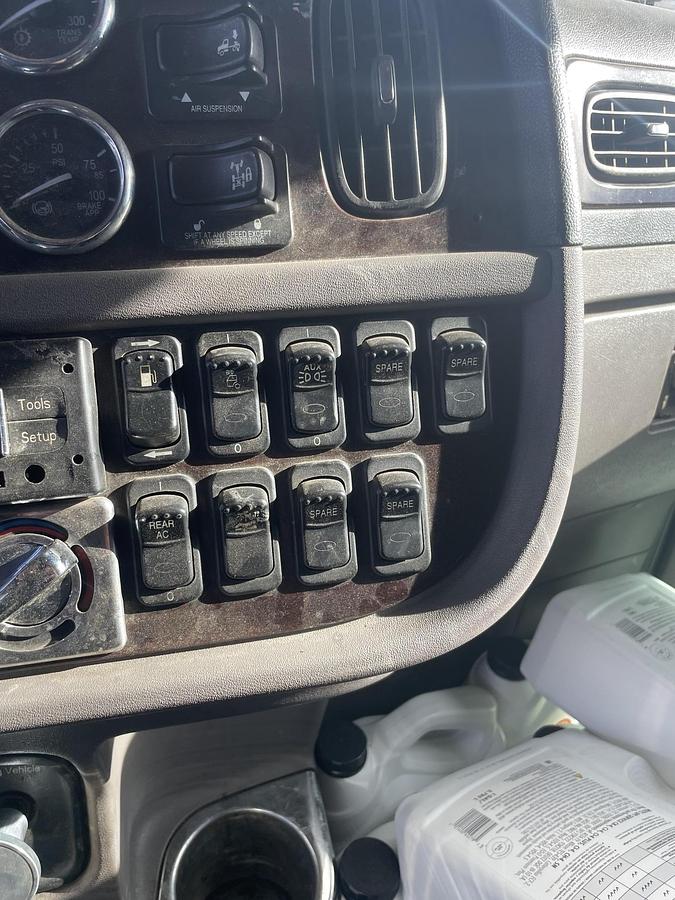 Used 2012 PETERBILT 389