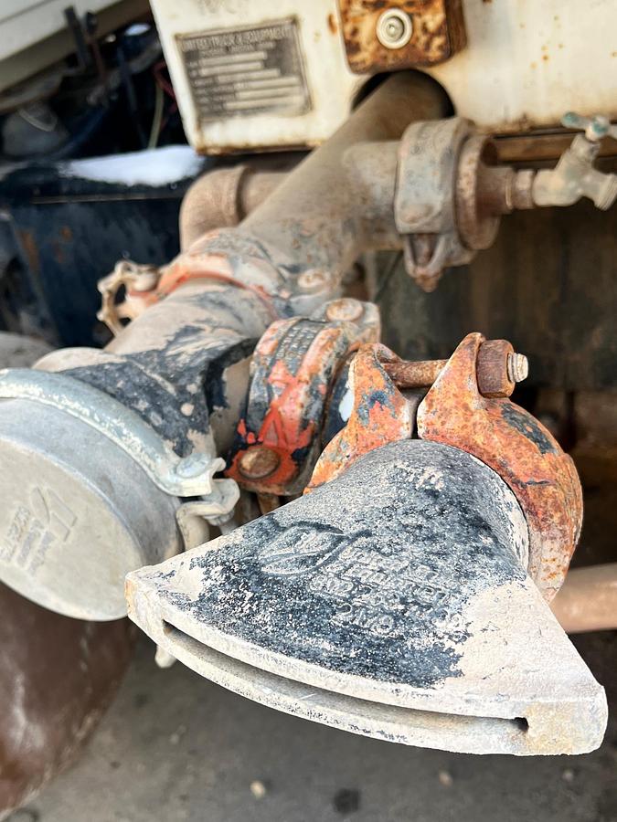 Used 2007 STERLING L7500 Water Truck