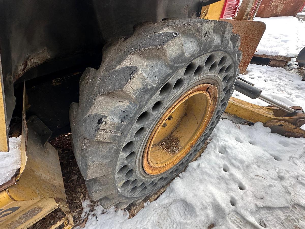 Used 2004 CATERPILLAR 420D IT