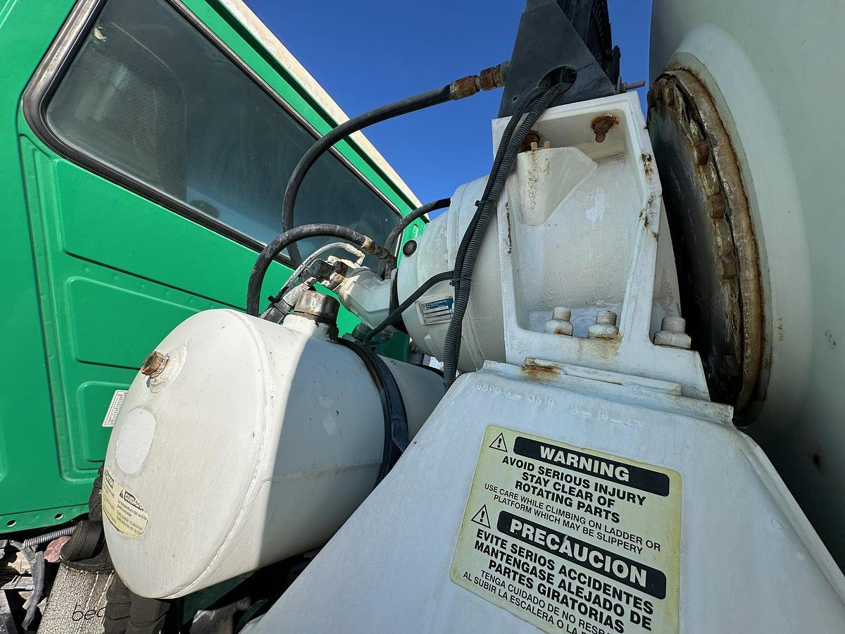 Used 2019 MACK GR64B