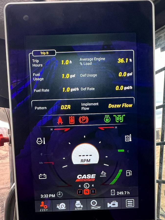 Used 2023 CASE dl550