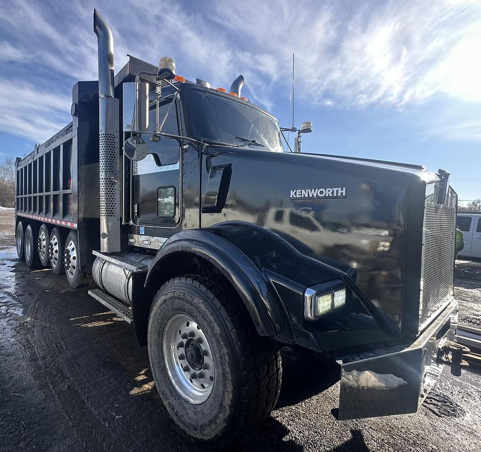 Used 2006 KENWORTH T800