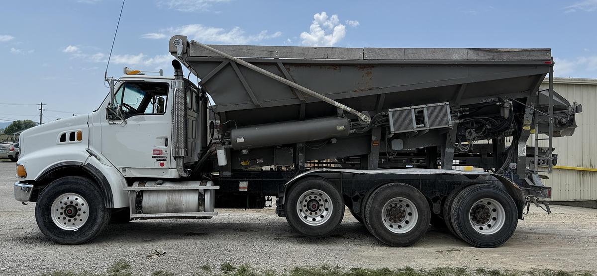 Used 2005 STERLING LT9500