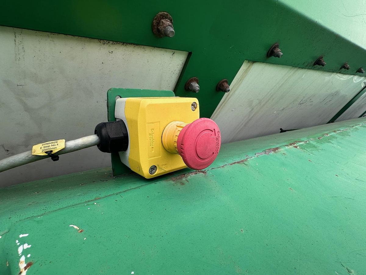 Used 2019 MCCLOSKEY 733RE