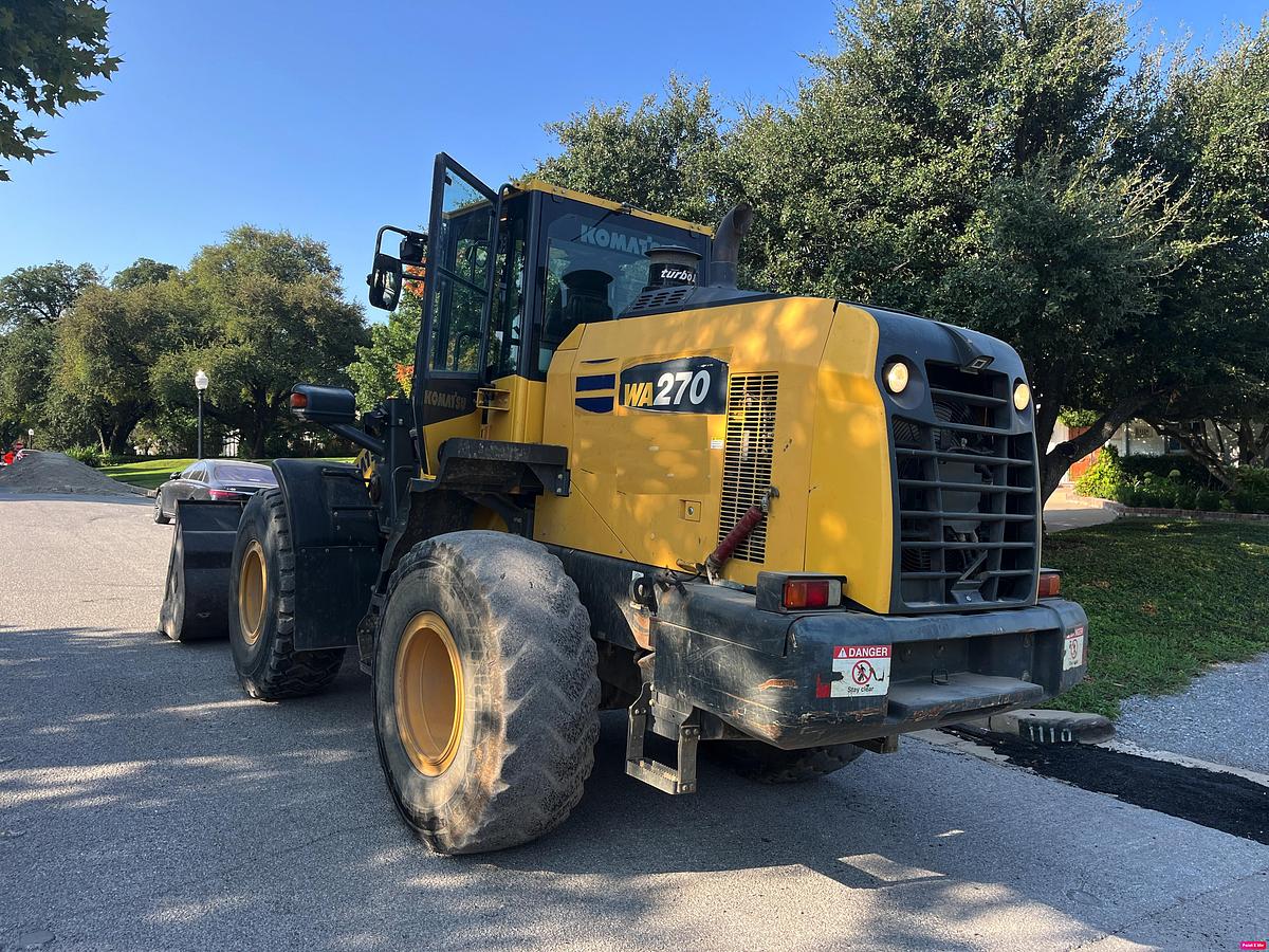 Used 2018 KOMATSU WA270-8