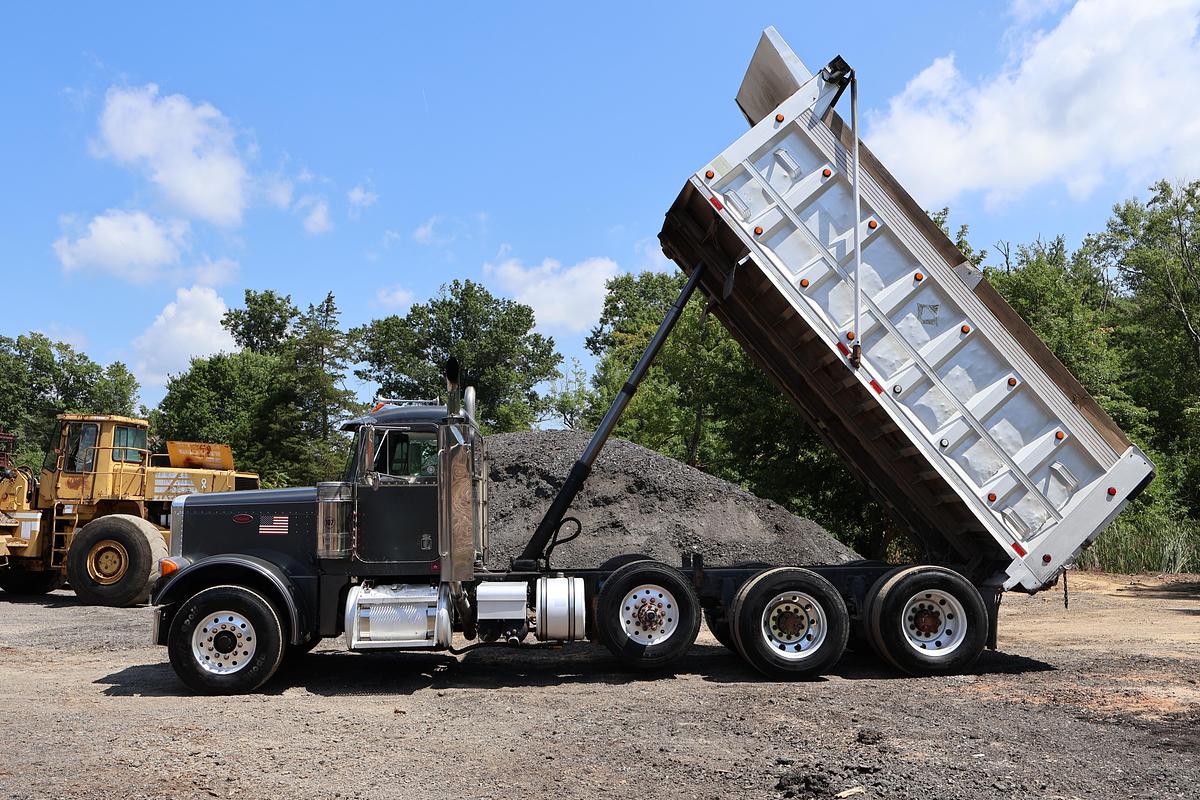 Used 2001 PETERBILT 379