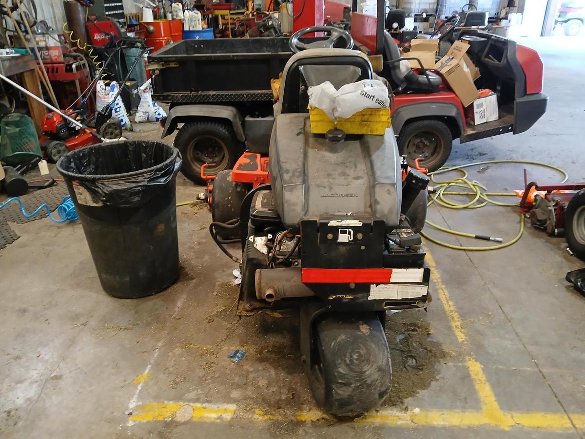 Used 2007 JACOBSEN IV Pus