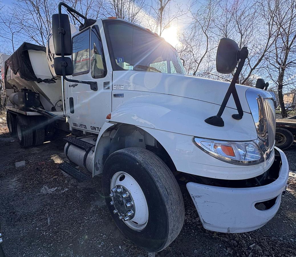 Used 2012 INTERNATIONAL 4400