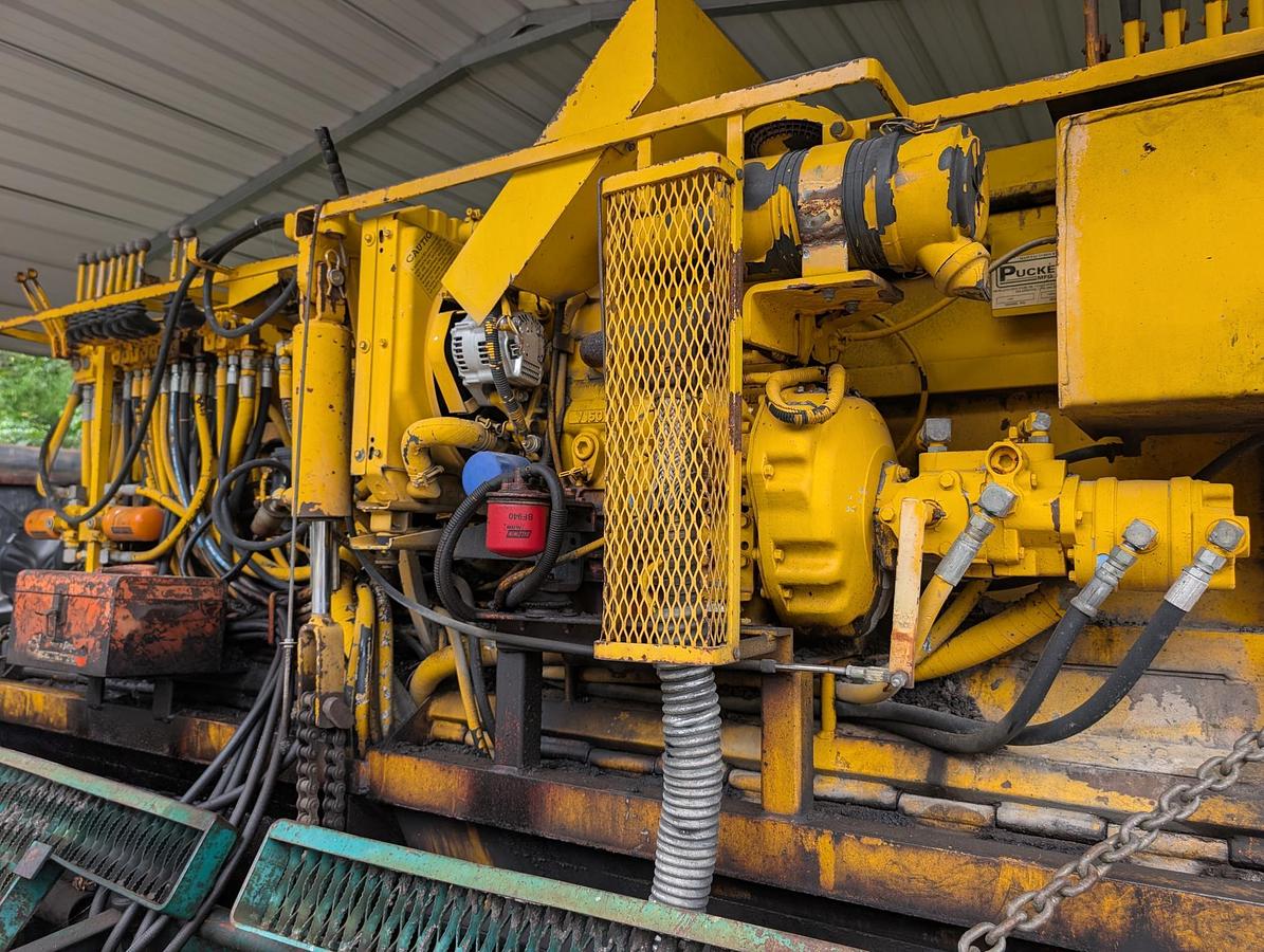 Used 2002 PUCKETT MFG 560