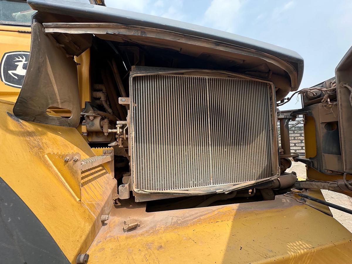 Used 2014 DEERE 460E Off Road Dump