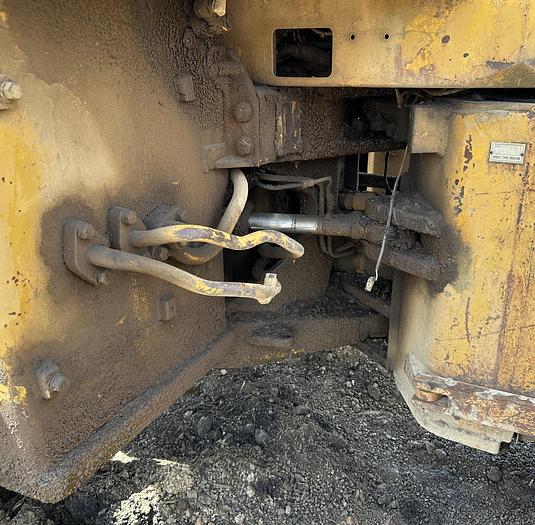 Used 1973 CATERPILLAR 815