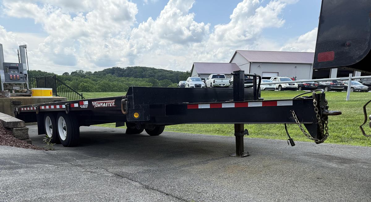 Used 2021 TOWMASTER