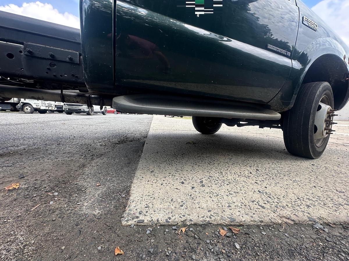 Used 2003 FORD F550 XL Super Duty