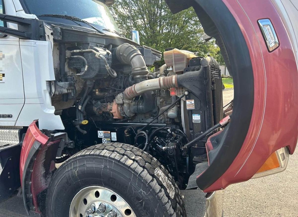 Used 2021 KENWORTH T880