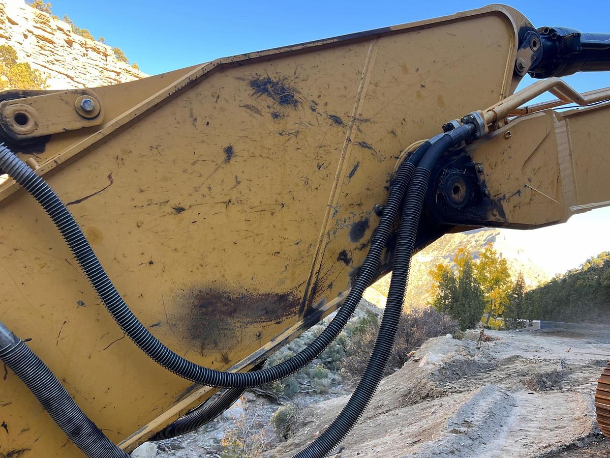 Used 2016 CATERPILLAR 336F L