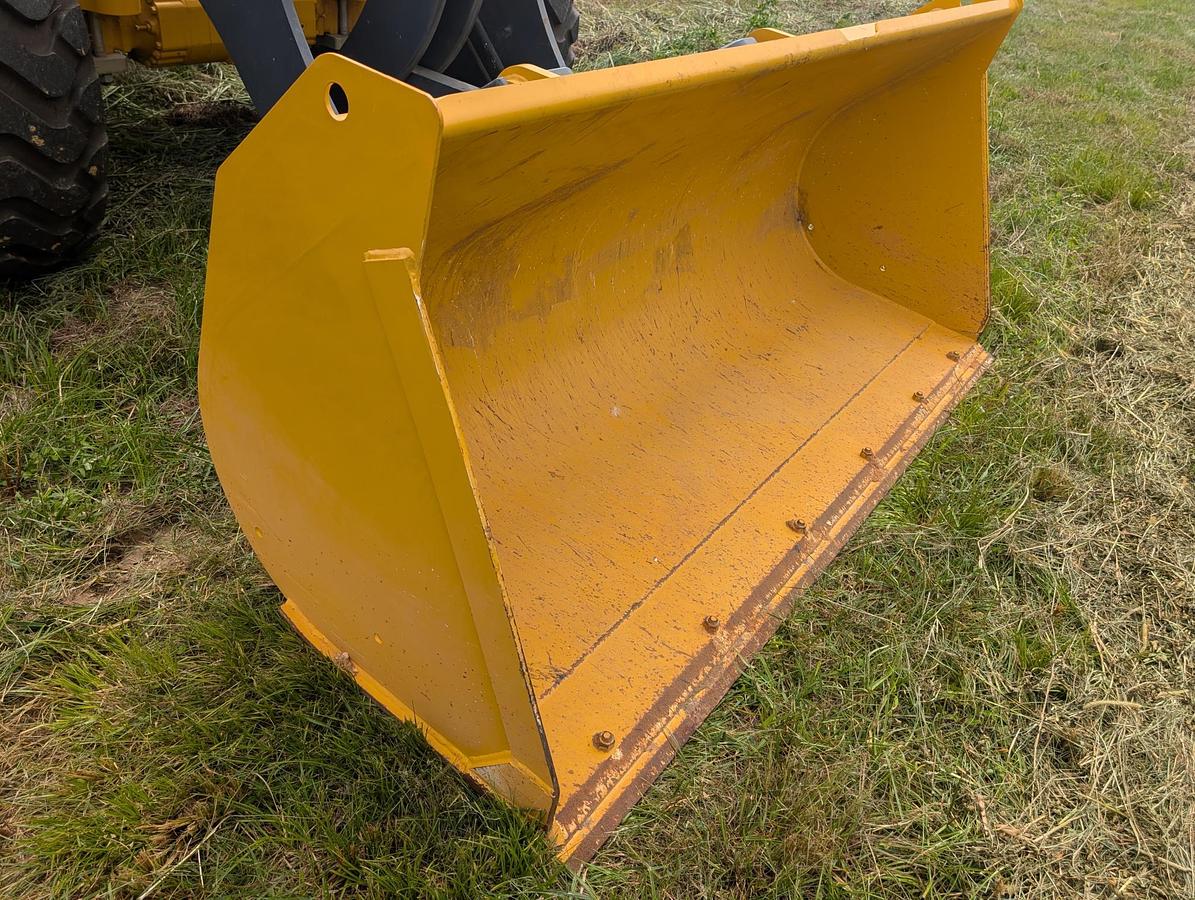 Used 2024 DEERE 344L