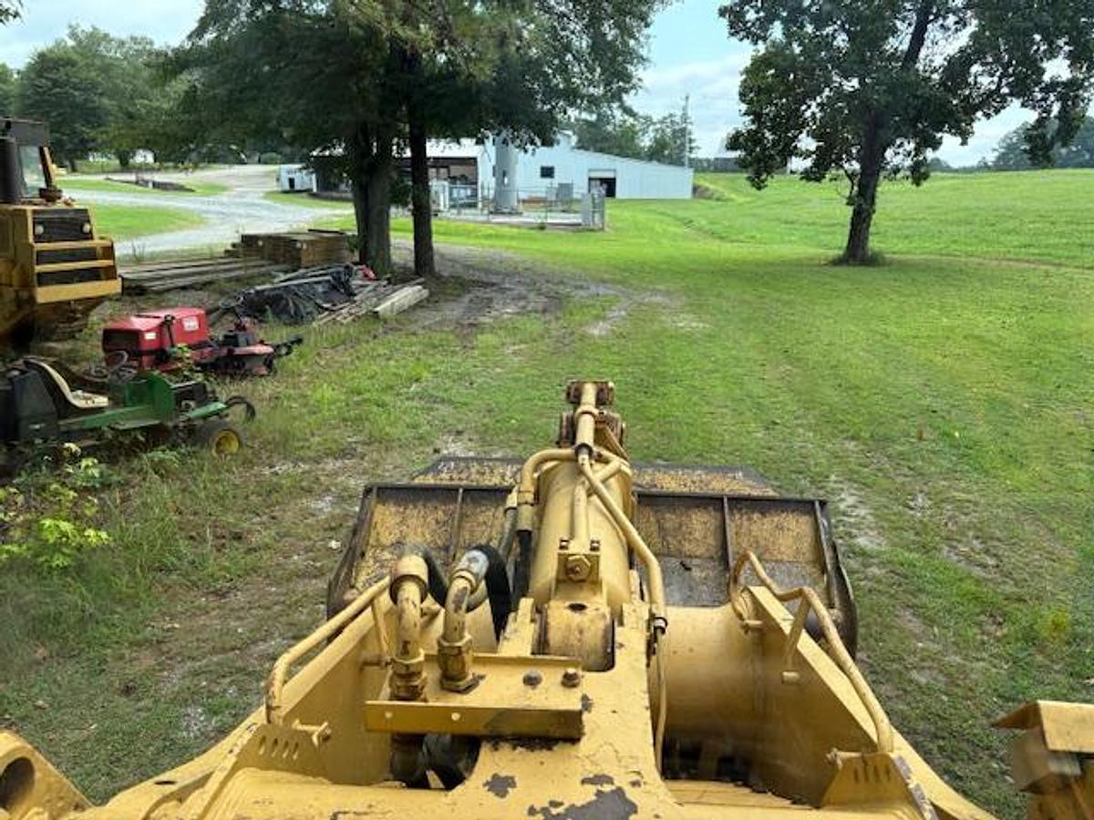 Used 1983 CATERPILLAR 963