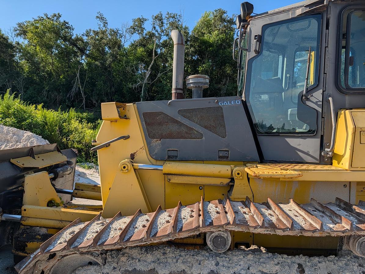 Used 2010 KOMATSU D61PX-15EO GALEO