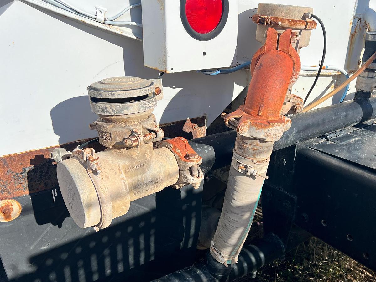 Used 2007 STERLING L7500 Water Truck