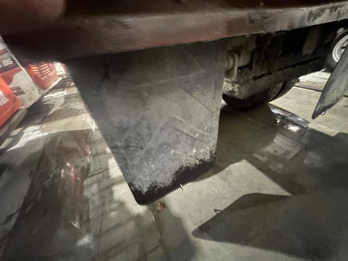 Used 2005 PETERBILT 335