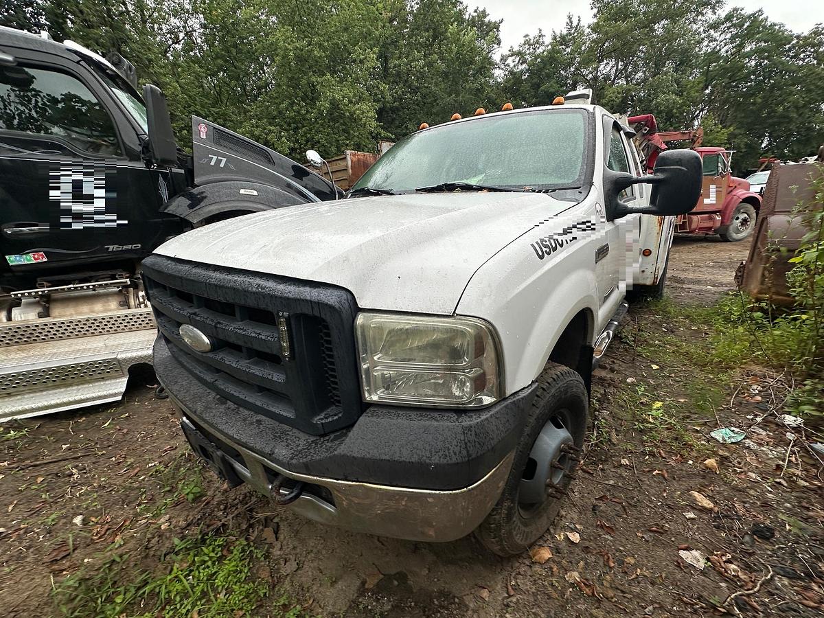 Used 2007 FORD F350 Service Truck