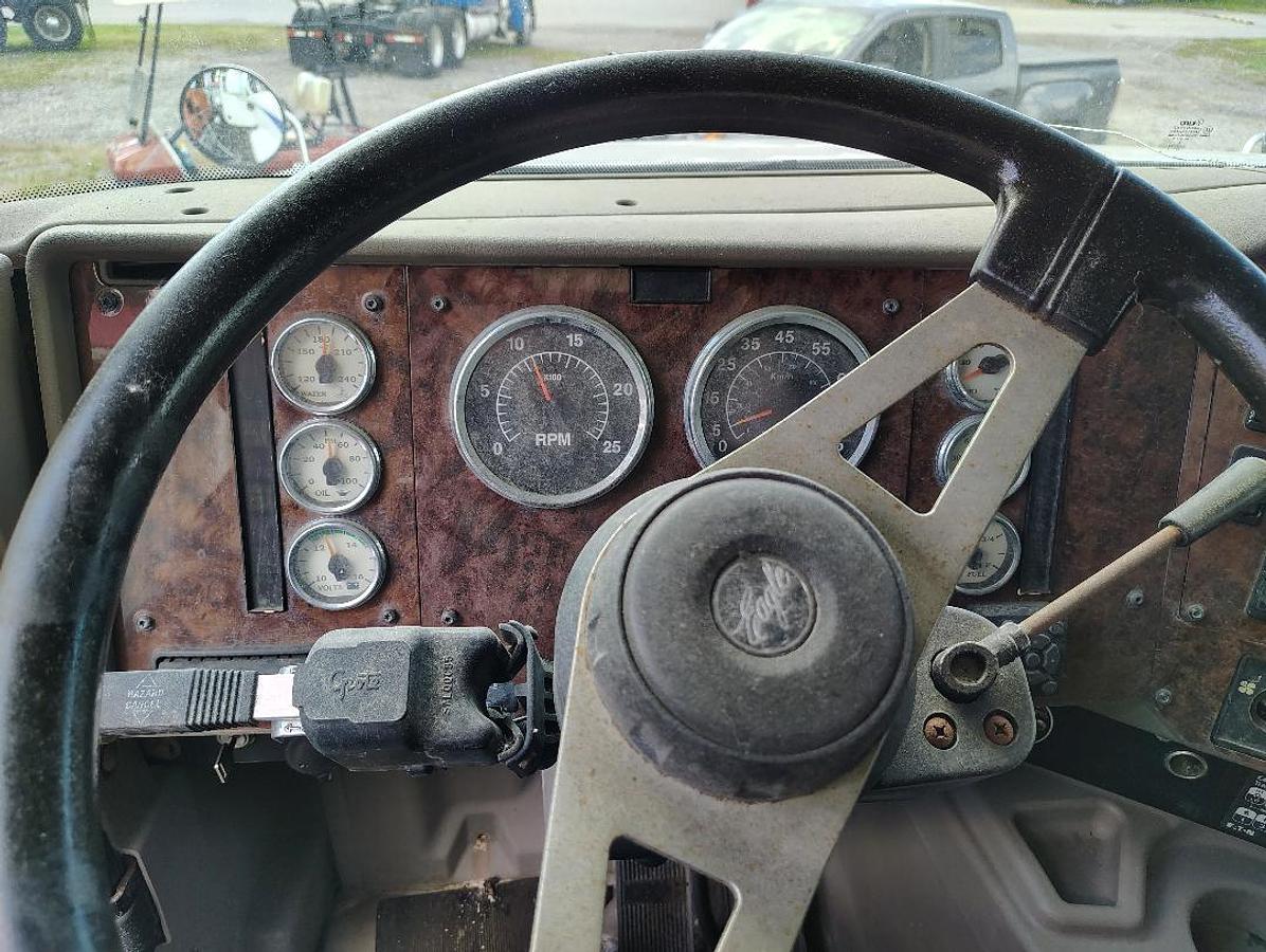 Used 2005 INTERNATIONAL 9400i Eagle