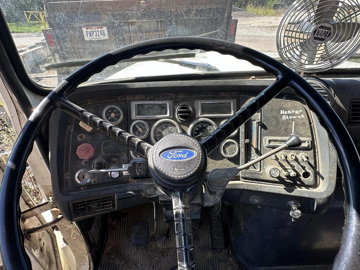 Used 1993 FORD L9000