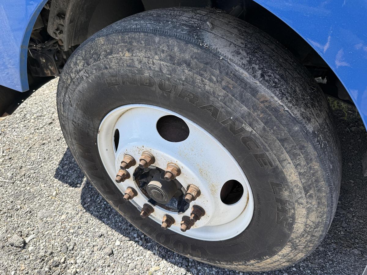 Used 2007 VOLVO VNM64T200