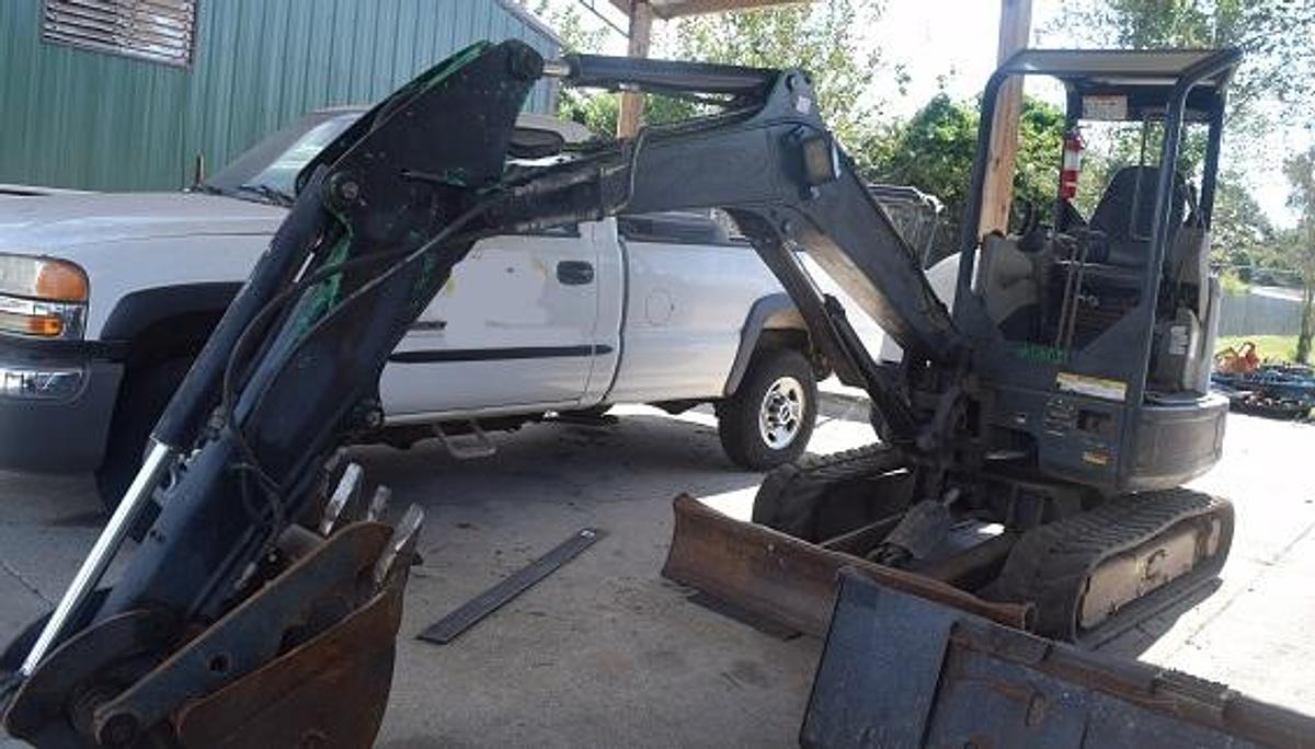 Used 2015 BOBCAT E32