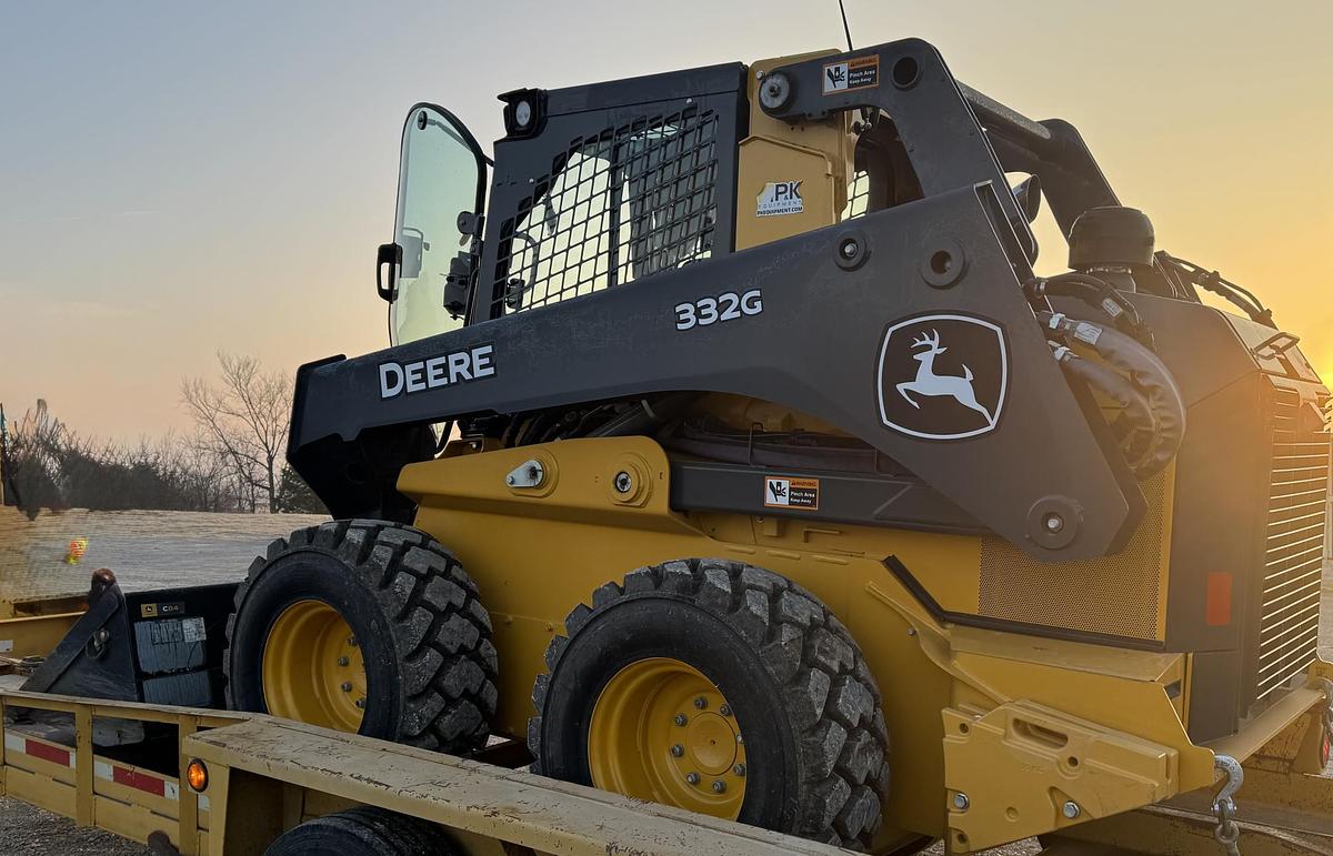 Used 2024 JOHN DEERE 332G Skid steer